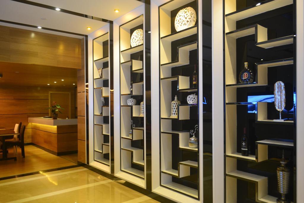 Lavande Hotel Zhuhai Gongbei Port Square Eksteriør billede