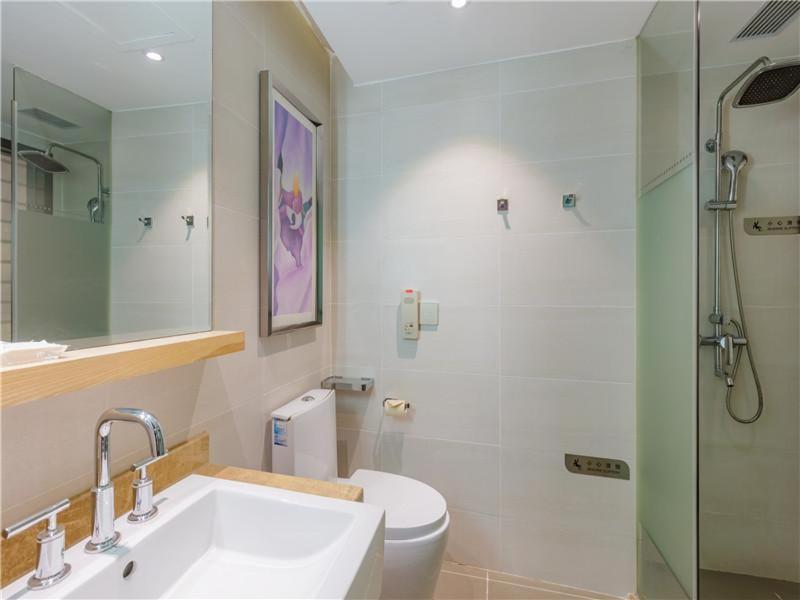 Lavande Hotel Zhuhai Gongbei Port Square Eksteriør billede