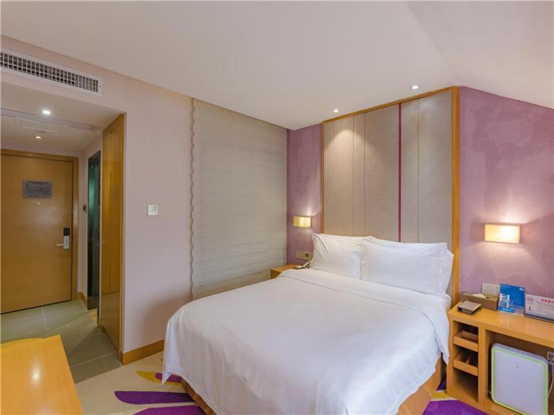 Lavande Hotel Zhuhai Gongbei Port Square Eksteriør billede